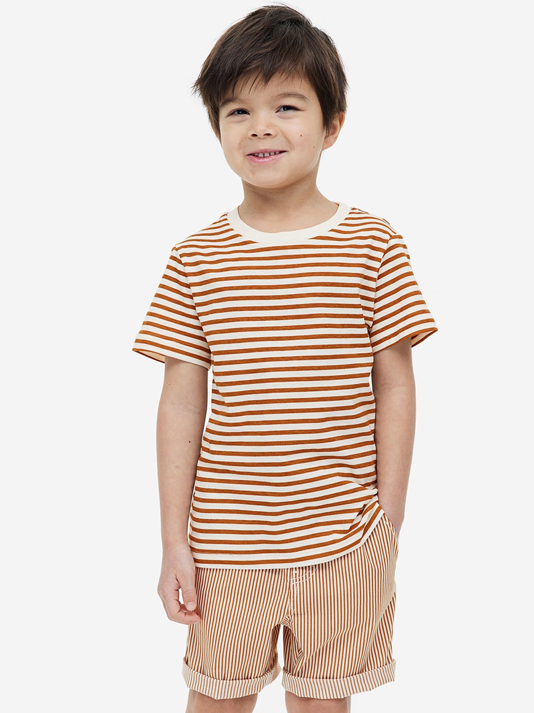 

H&M Boys Pure Cotton Shorts, Brown