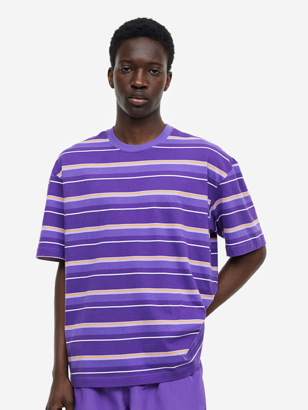 

H&M Men Relaxed Fit Cotton T-shirt, Purple