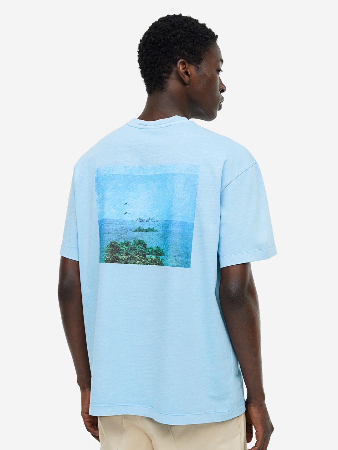 

H&M Men Relaxed Fit Printed T-shirt, Blue