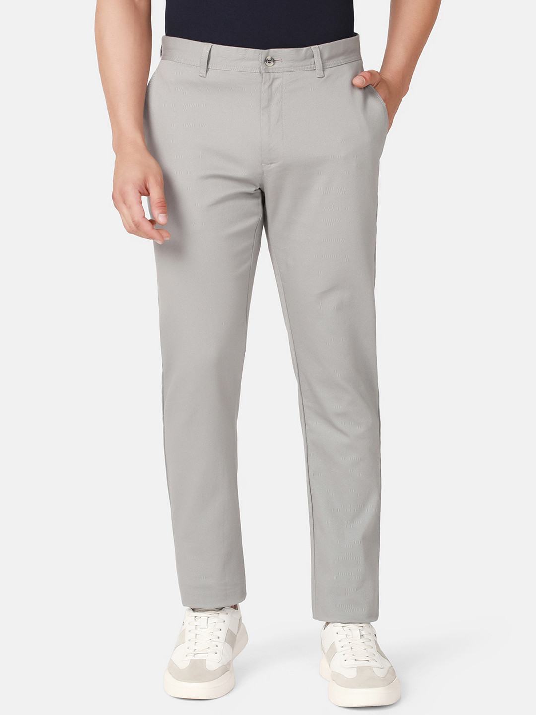 

Blackberrys Men Mid-Rise B-95 Slim Fit Wrinkle Free Chinos Trousers, Grey
