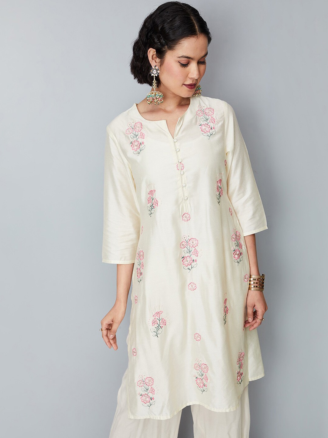 

max Floral Embroidered Notched Neck Kurta, Beige