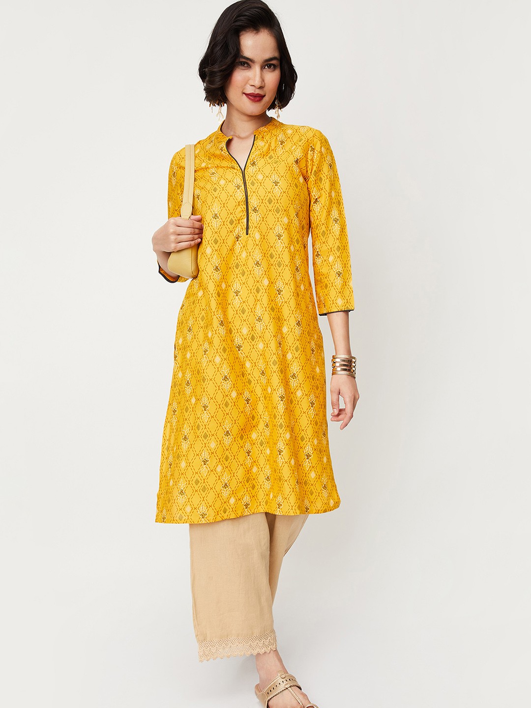 

max Geometric Printed Straight Kurta, Yellow