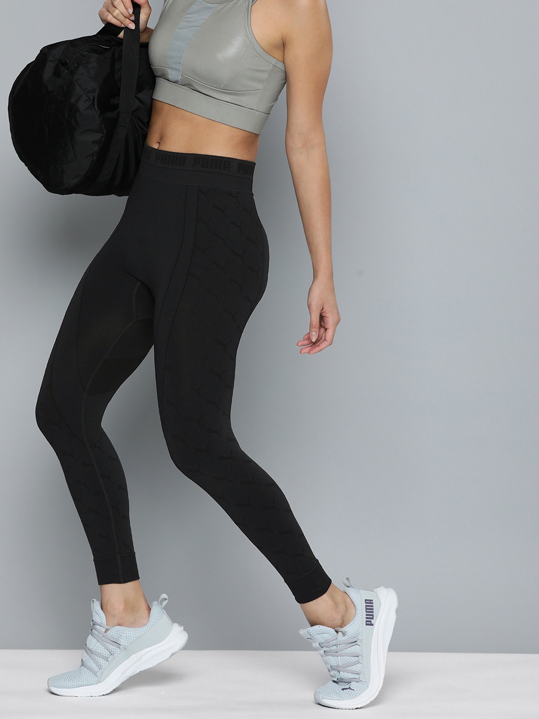 

Puma Women Evoknit Brand Logo Outdoor Tights, Black