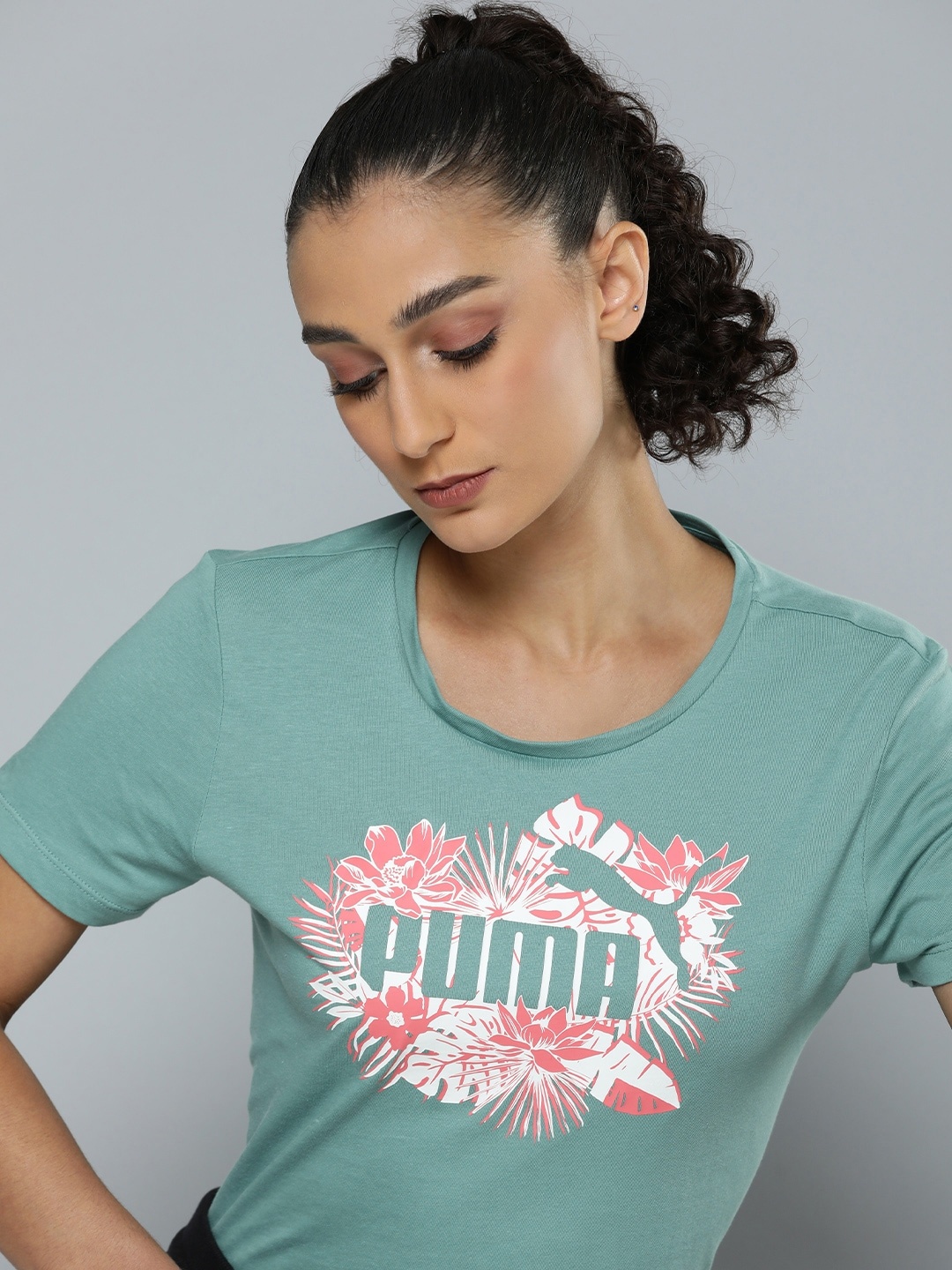 

Puma Floral Printed Pure Cotton ESS+ Flower Power Regular Fit T-shirt, Green