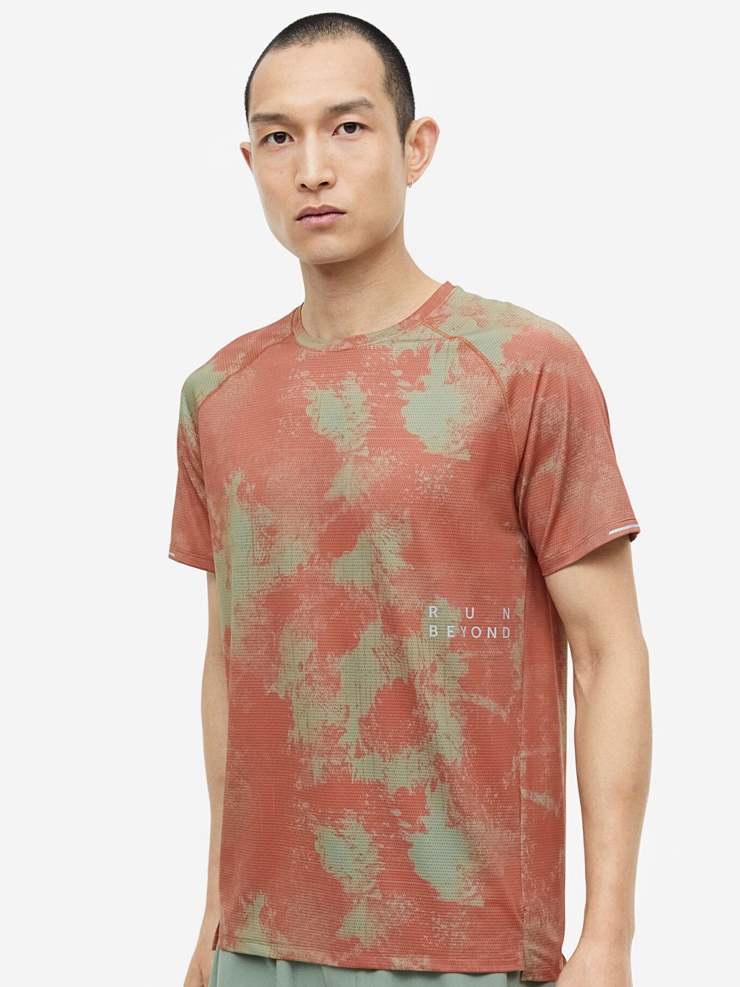 

H&M Men DryMove Running Top, Brown