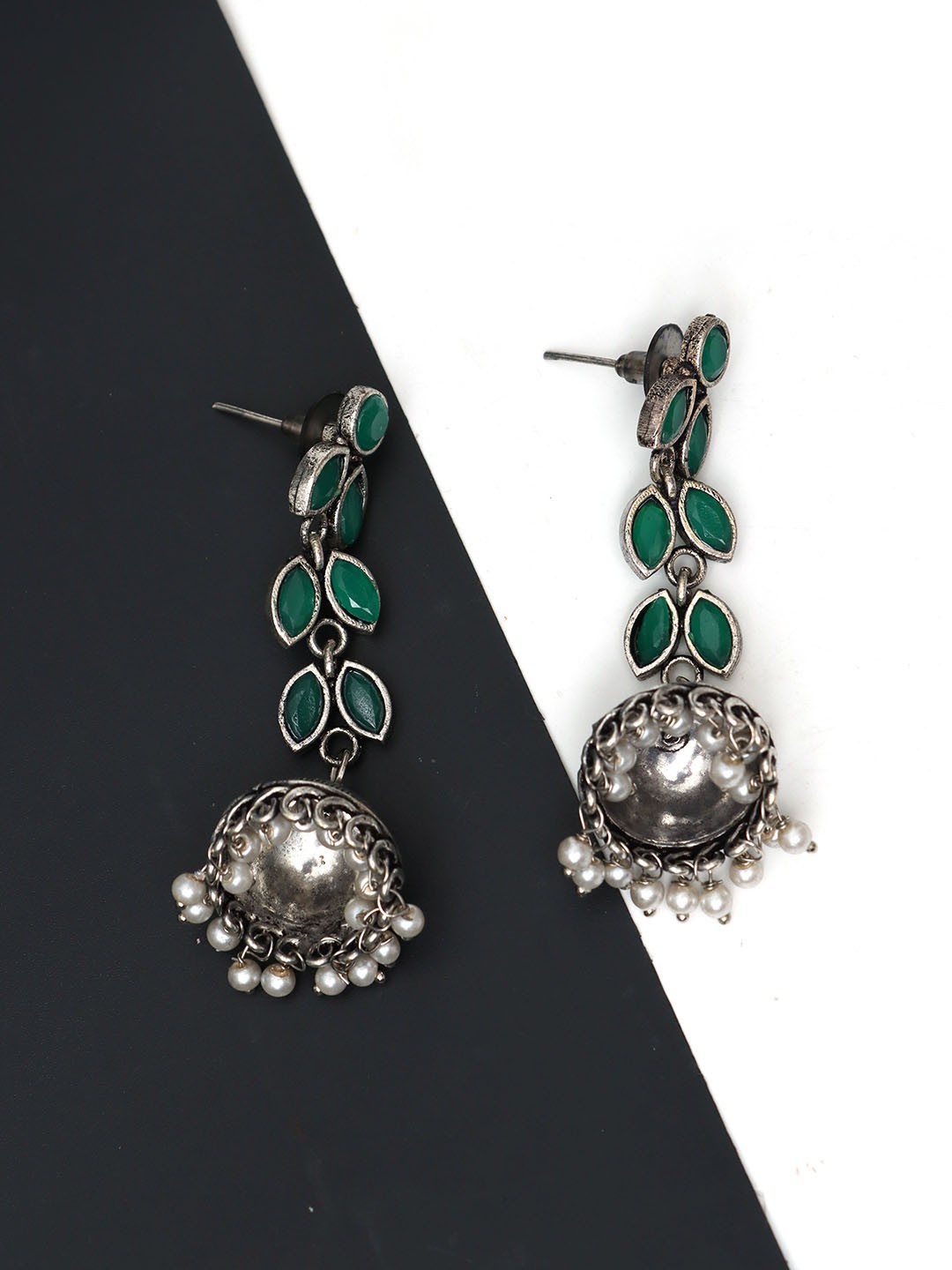

Ozanoo Silver Plated Stone Studded Oxidised Jhumkas Earrings