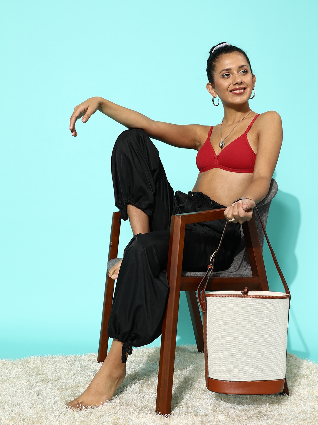 

DressBerry Red Full Coverage Seamless Rapid-Dry Lightly Padded Bra