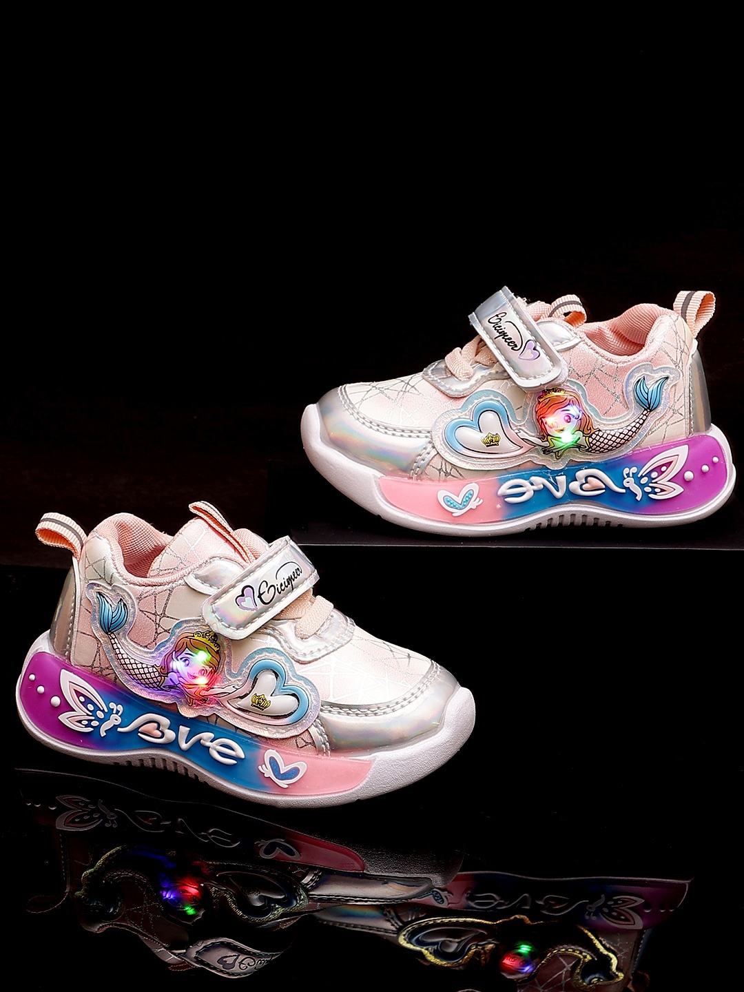 

PASSION PETALS Girls LED Lightweight Sneakers, Peach