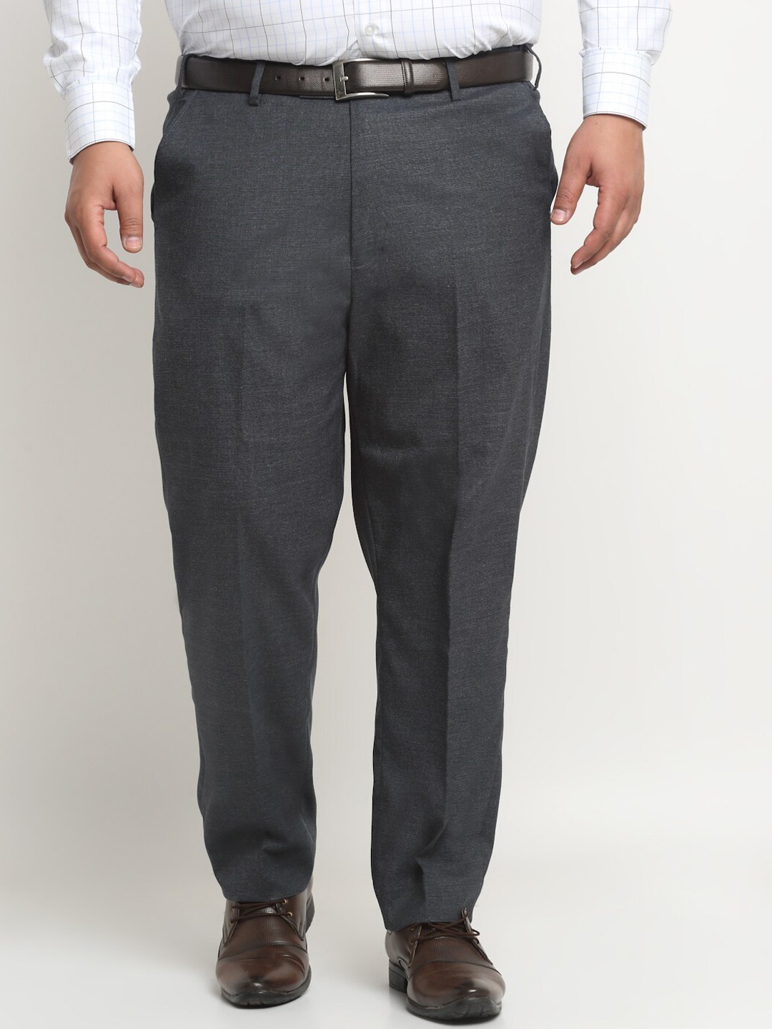 

plusS Men Charcoal Mid-Rise Cotton Formal Trousers