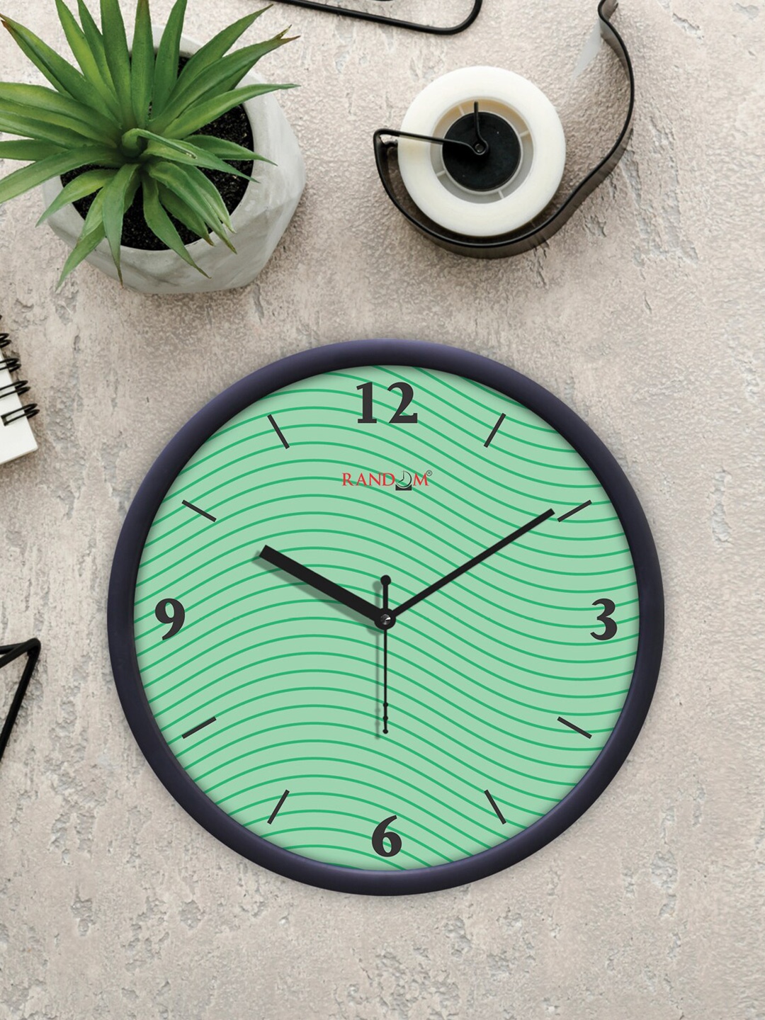 

RANDOM Black & Green Classic Modern Stylish Printed Analogue Contemporary Wall Clock