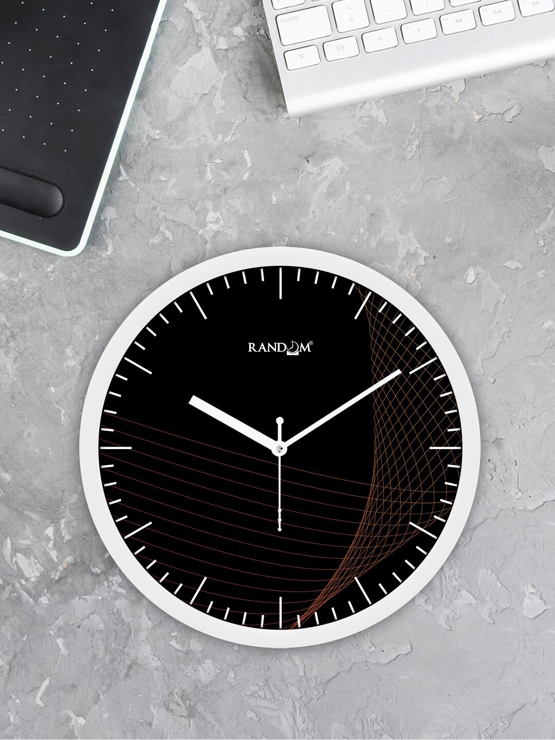 

RANDOM White & Black Classic Modern Stylish Attractive Analogue Contemporary Wall Clock