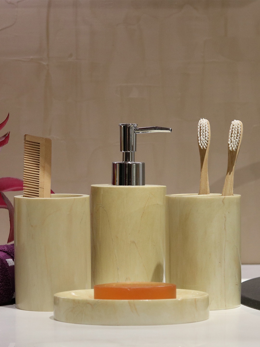 

Shresmo Set of 4 Cream and beige Self-Design Bath Accessories