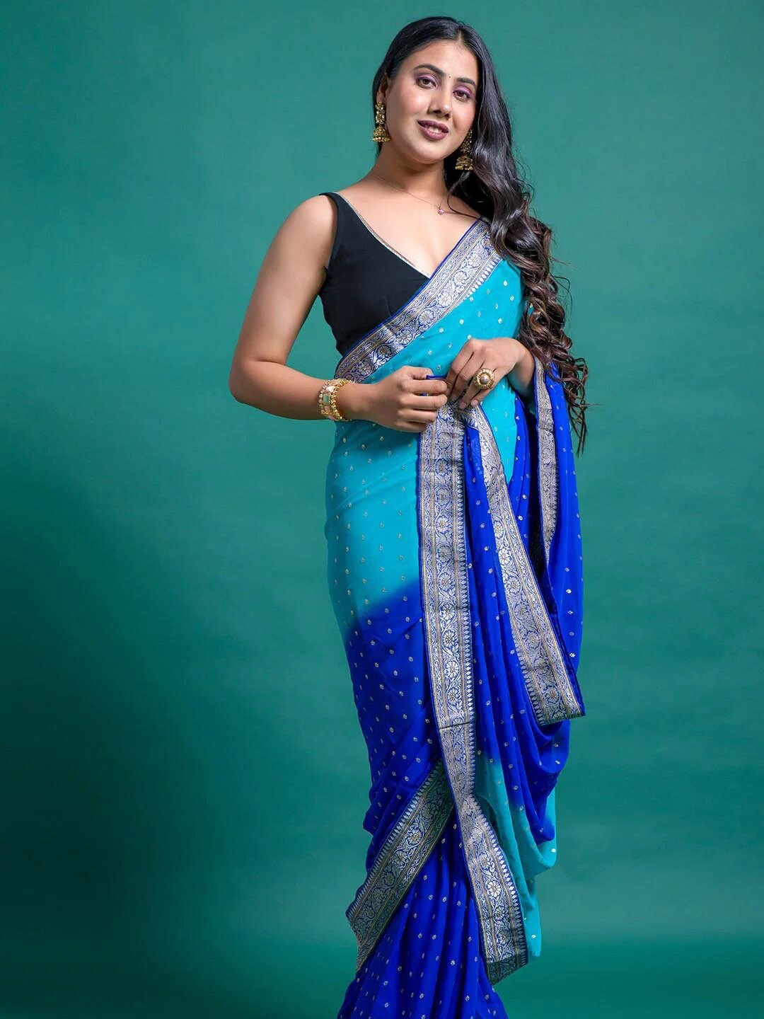 

VILLAGIUS Floral Woven Design Zari Pure Georgette Saree, Blue