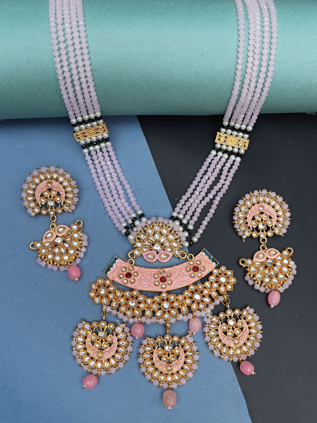 

Ozanoo Gold-Plated Kundan Studded Jewellery Set, Pink