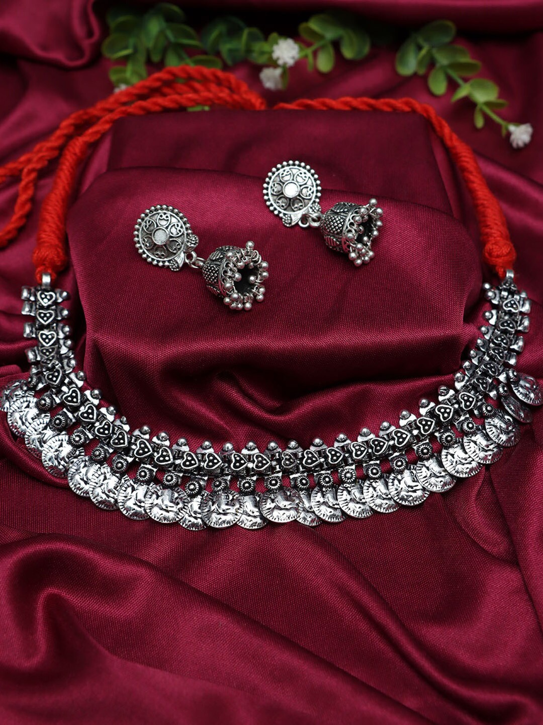 

Ozanoo Silver-Plated Oxidised Jewellery Set