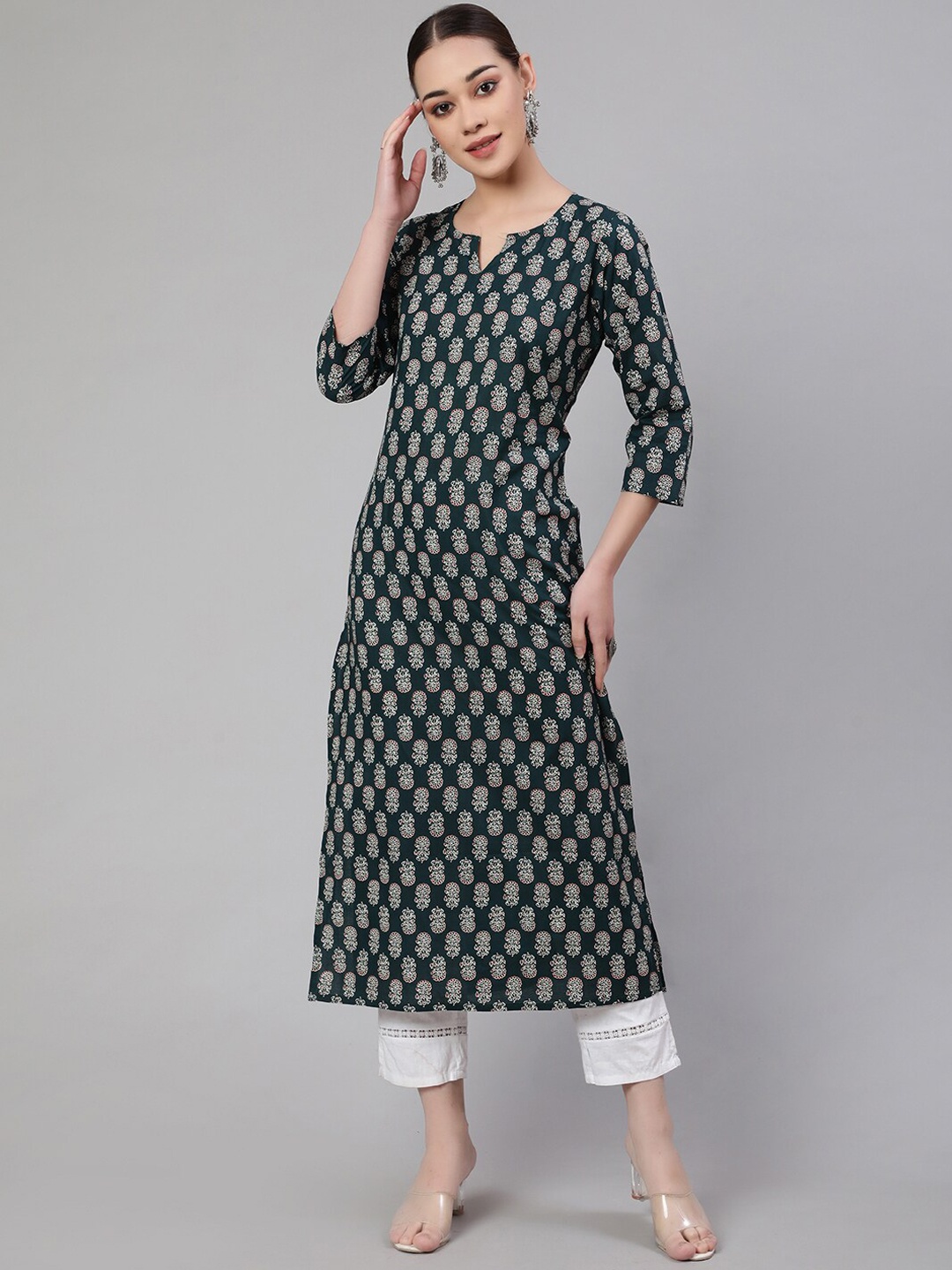 

Nayo Green & Maroon Ethnic Motifs Printed Notched Neck Cotton Kurta