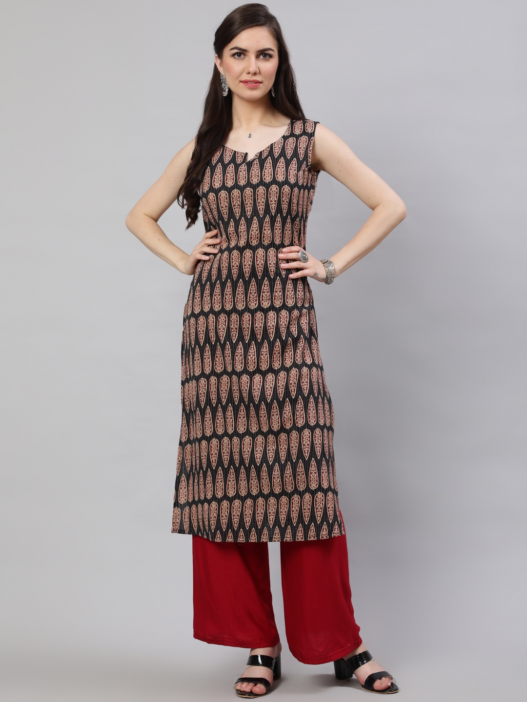 

Nayo Black & Maroon Ethnic Motifs Printed Sleeveless Straight Kurta