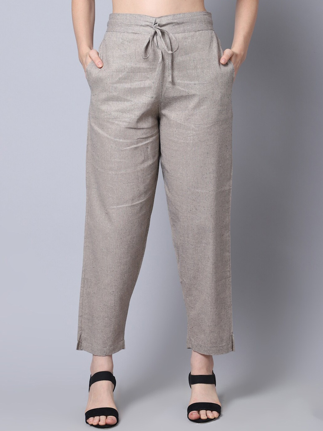 

GRACIT Women Cropped Pure Cotton Loose Fit Trousers, Grey