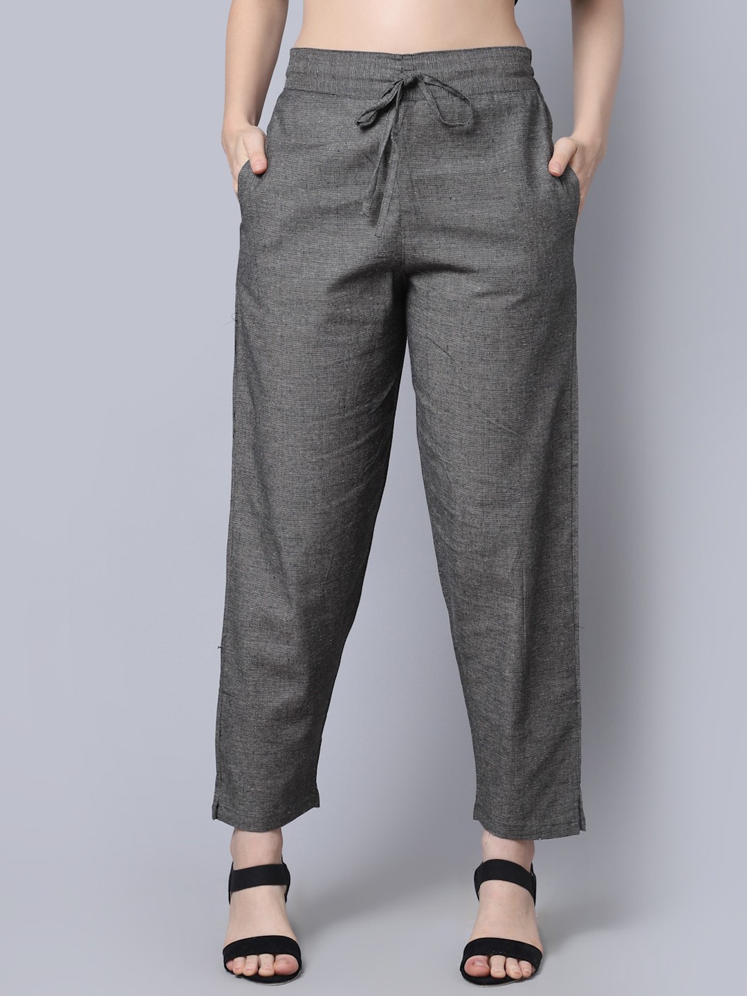 

GRACIT Women Cropped Pure Cotton Loose Fit Trousers, Grey