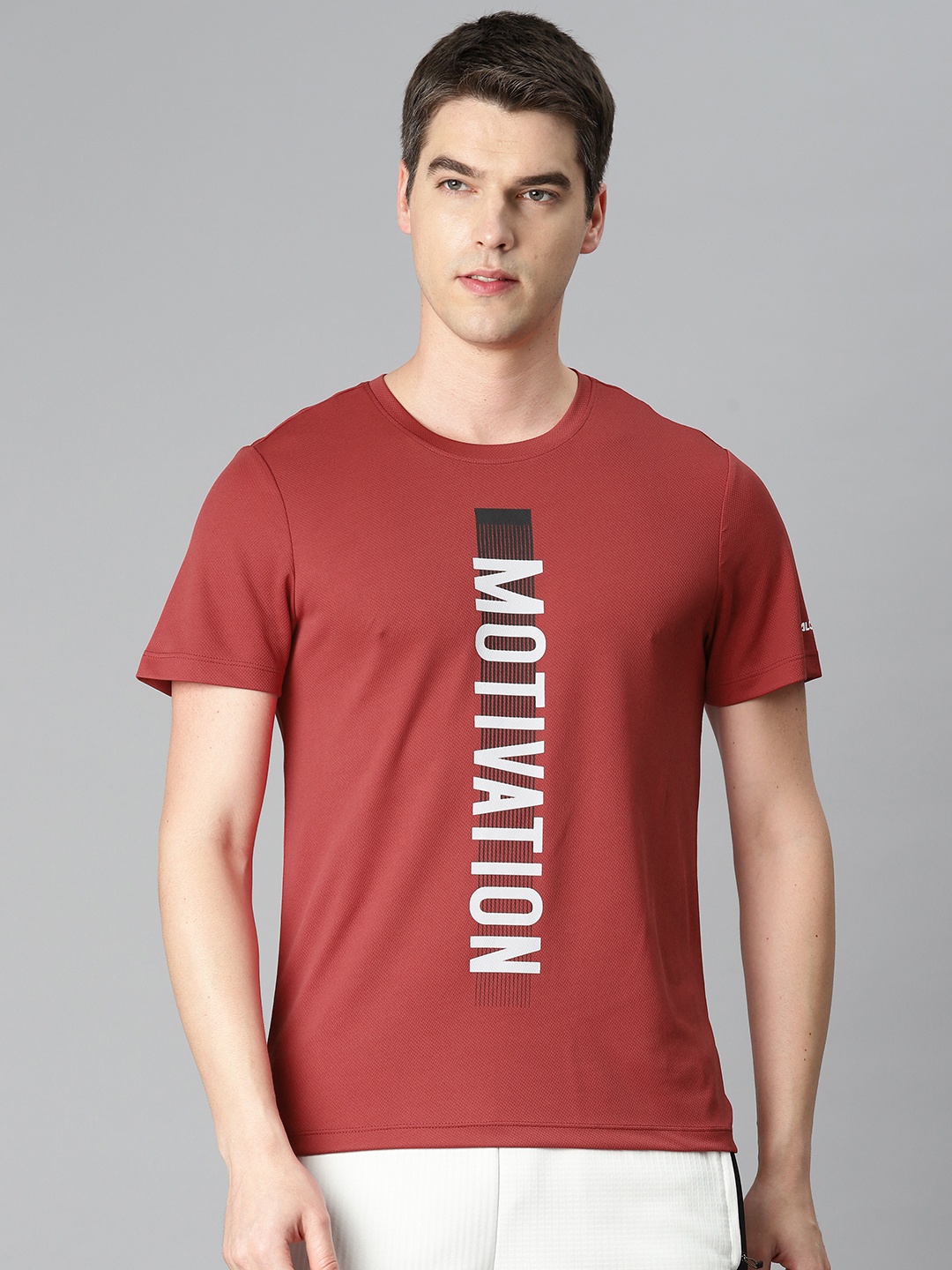 

Alcis Men Typography Printed Anti Static Slim Fit Sports T-shirt, Red
