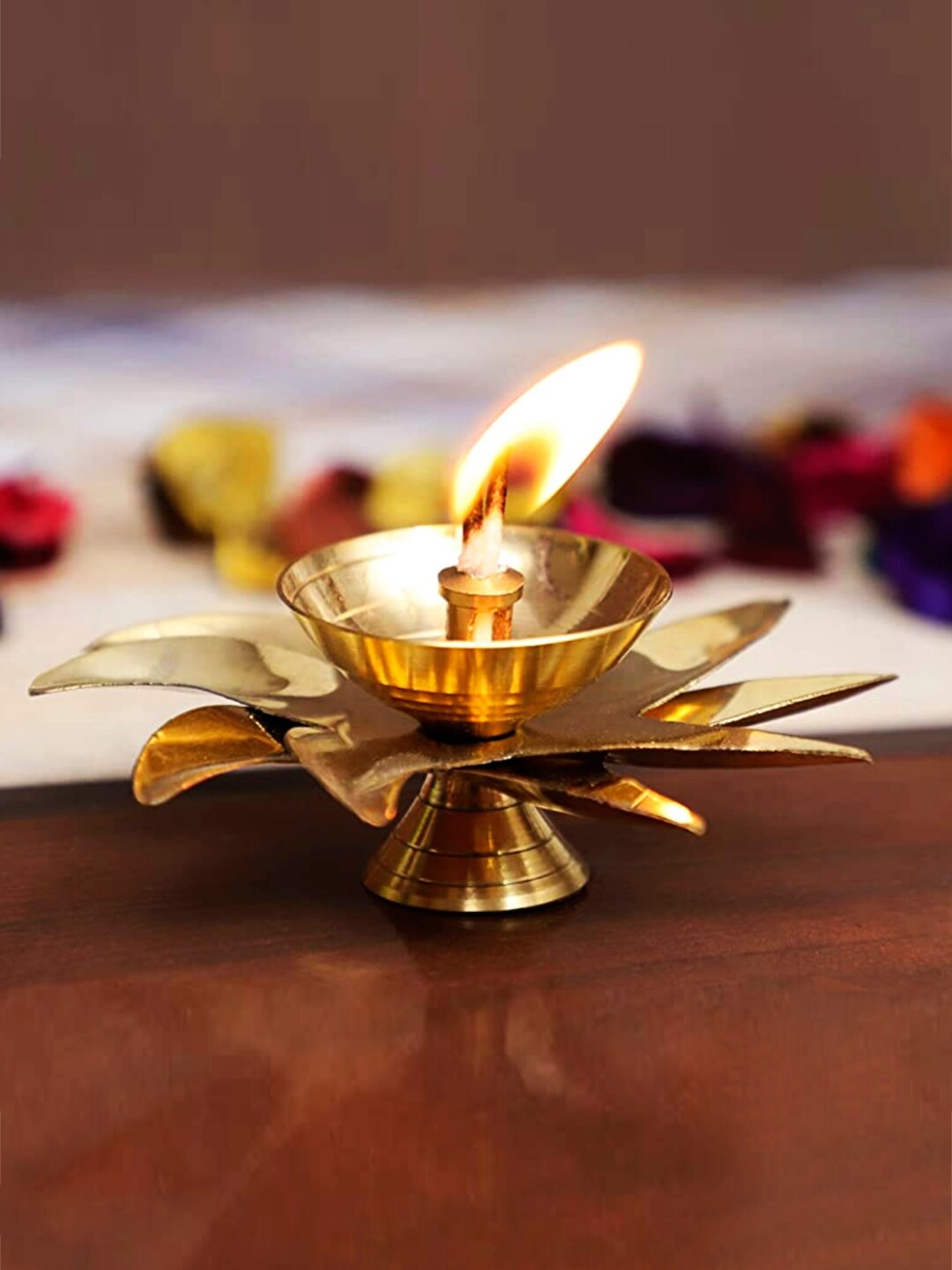 

StyleMyWay Brass Sun Shaped Pooja Diya, Gold