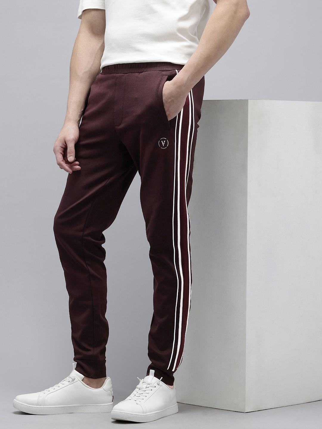 

Van Heusen Flex Men Active Fit Joggers, Burgundy