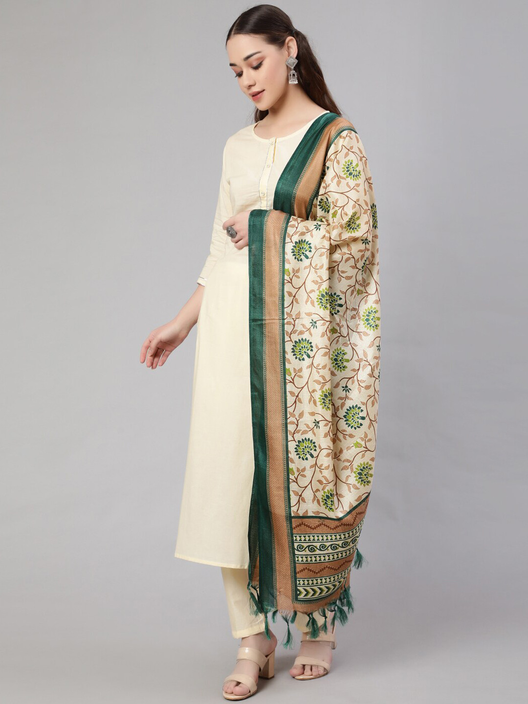 

Nayo Cream & Green Regular Pure Cotton Kurta With Palazzos & Dupatta