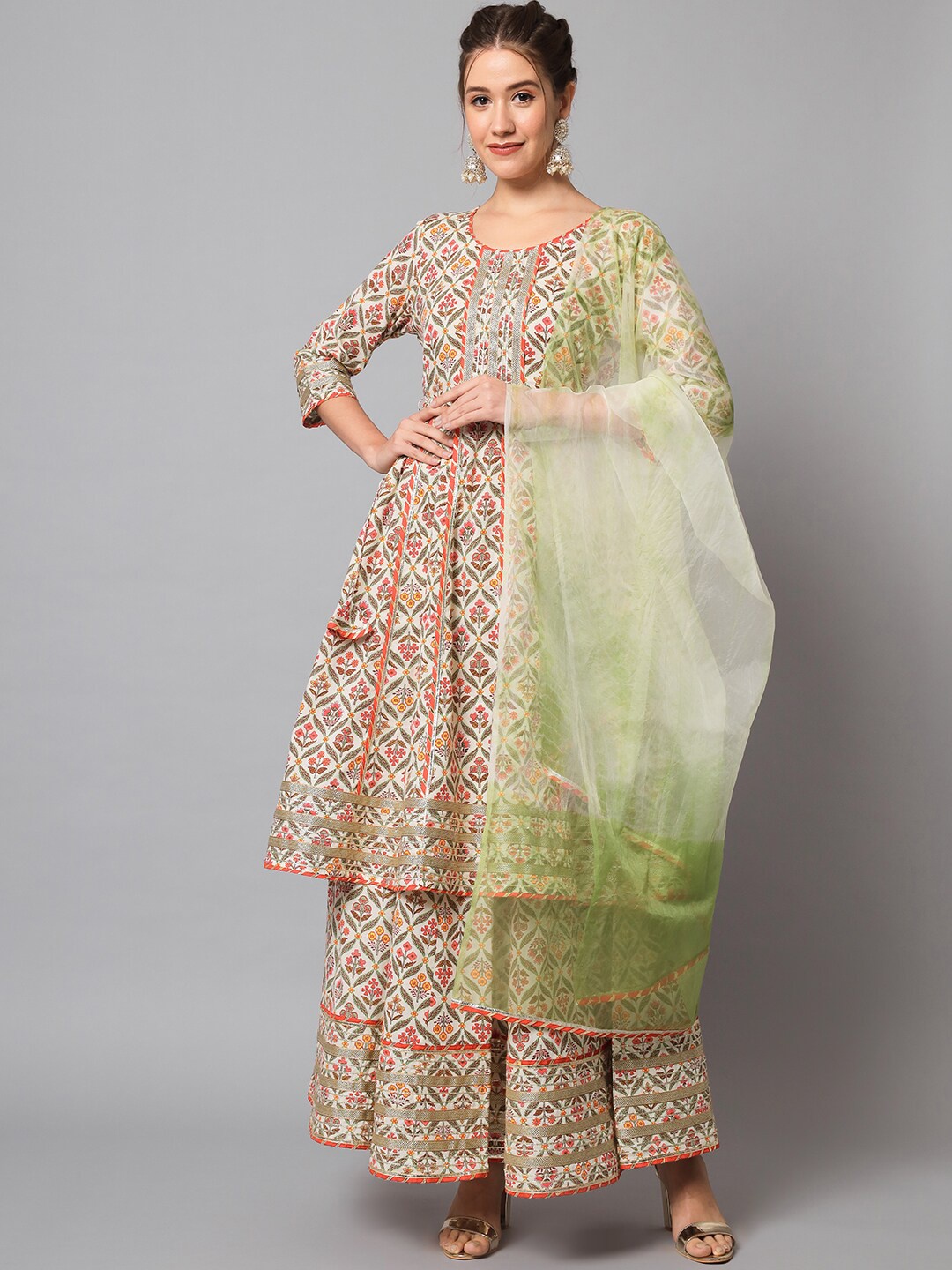 

Meeranshi Floral Printed Round Neck Kurta With Skirt & Dupatta, Off white