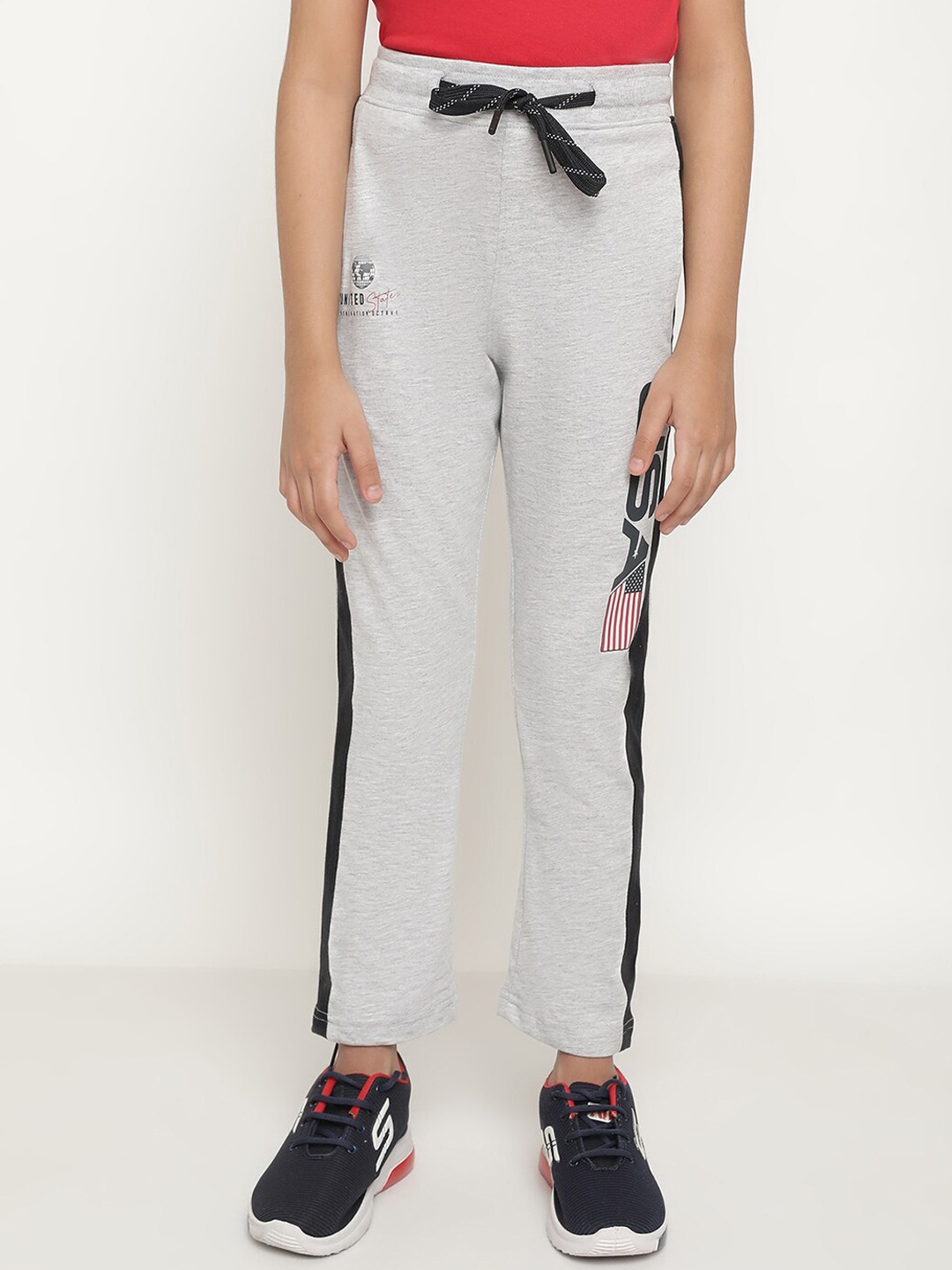 

Octave Boys People And Place Printed Cotton Track Pants, Grey