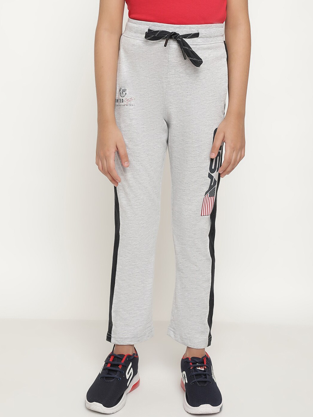

Octave Boys People And Place Printed Cotton Track Pants, Grey