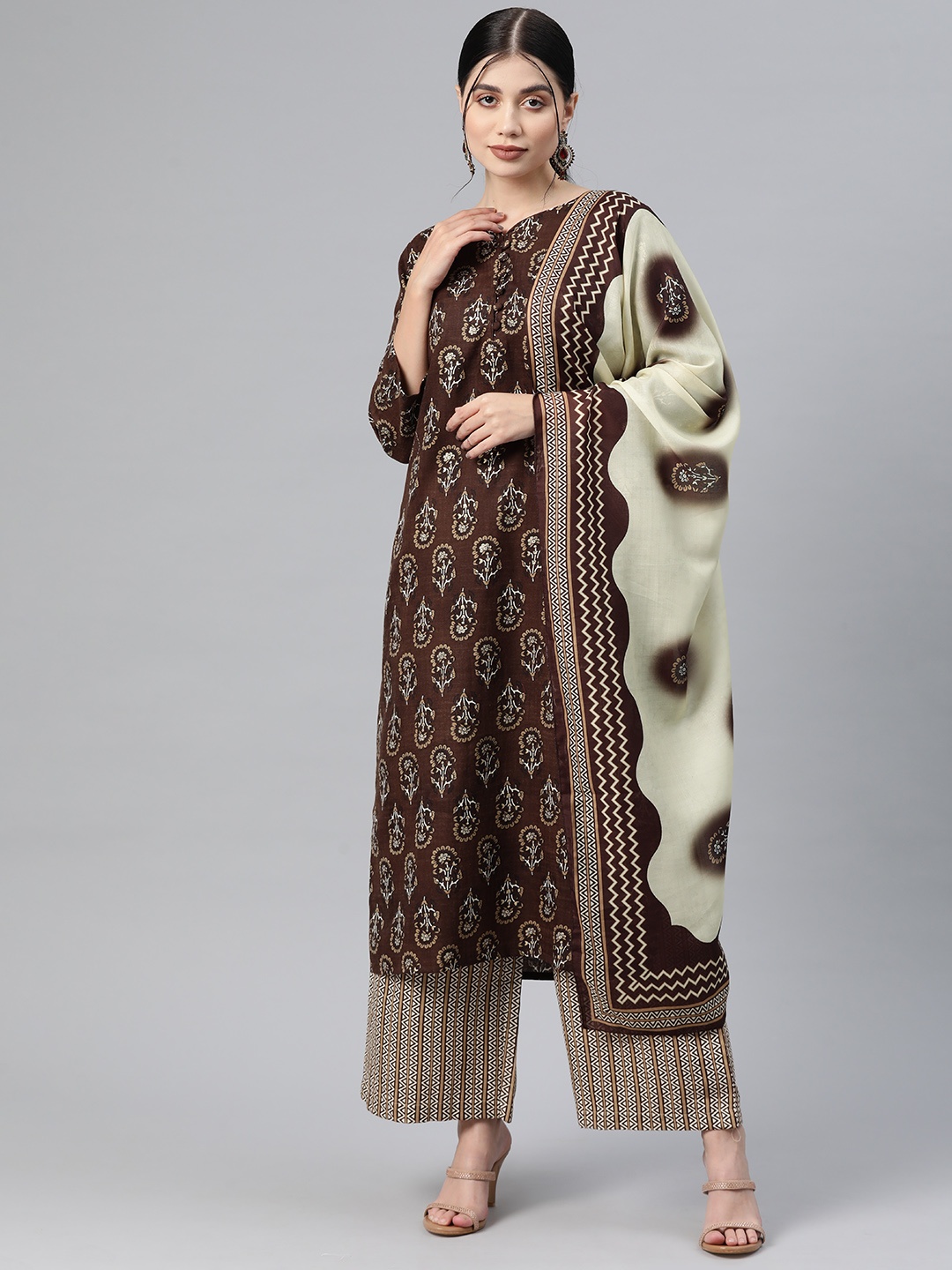 

Vbuyz Women Floral Printed Regular Kurta with Trousers & With Dupatta, Brown