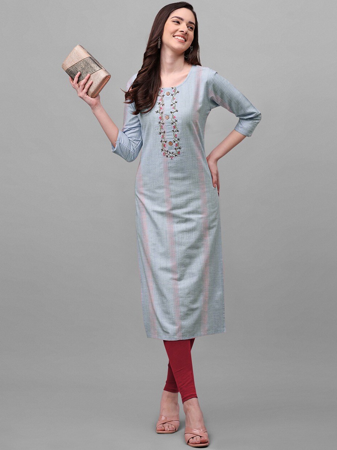 

FAVRIZ Floral Embroidered Panelled Kurta, Blue
