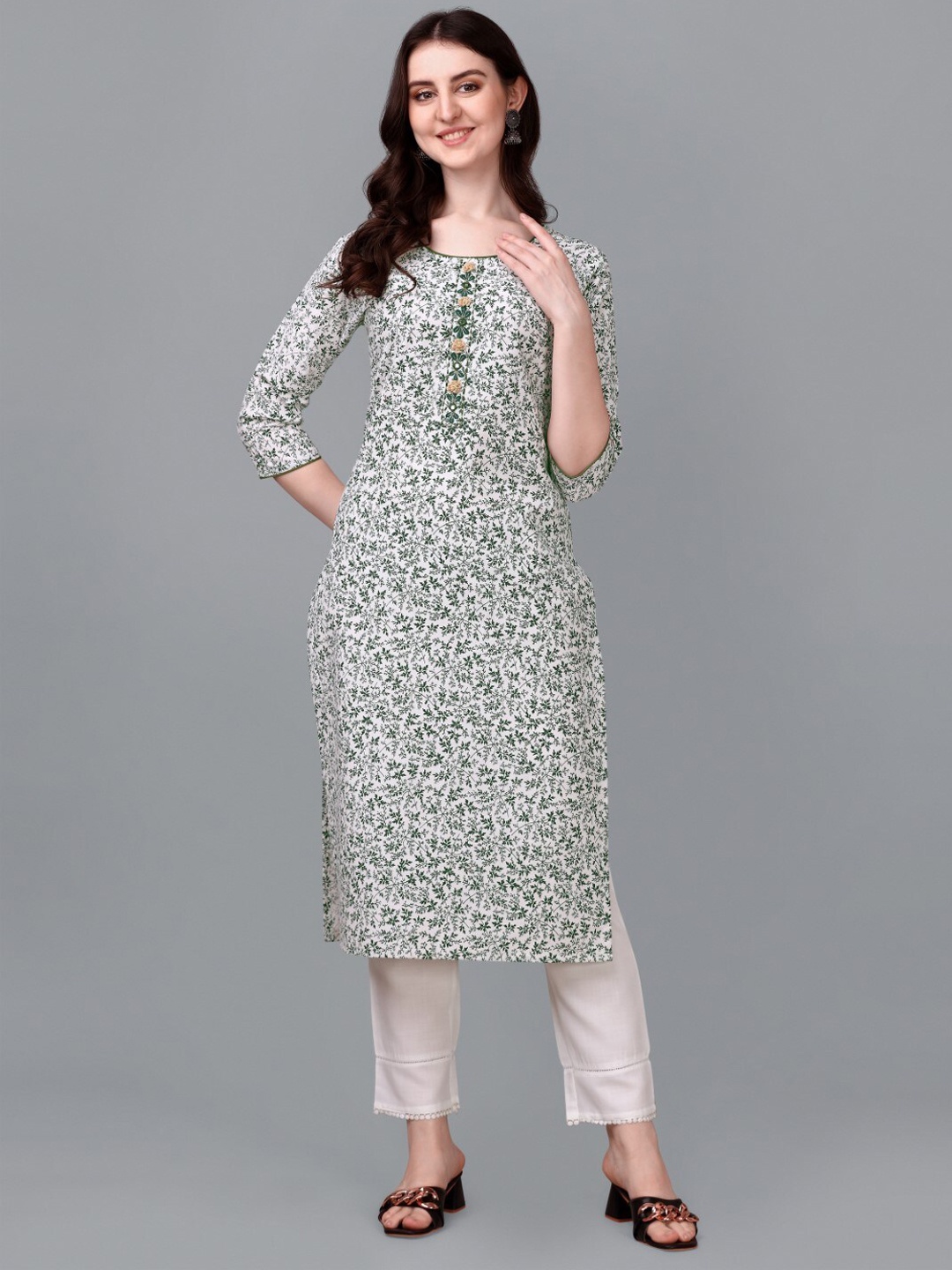 

FAVRIZ Ethnic Motifs Printed Thread Work Cotton Kurta, White