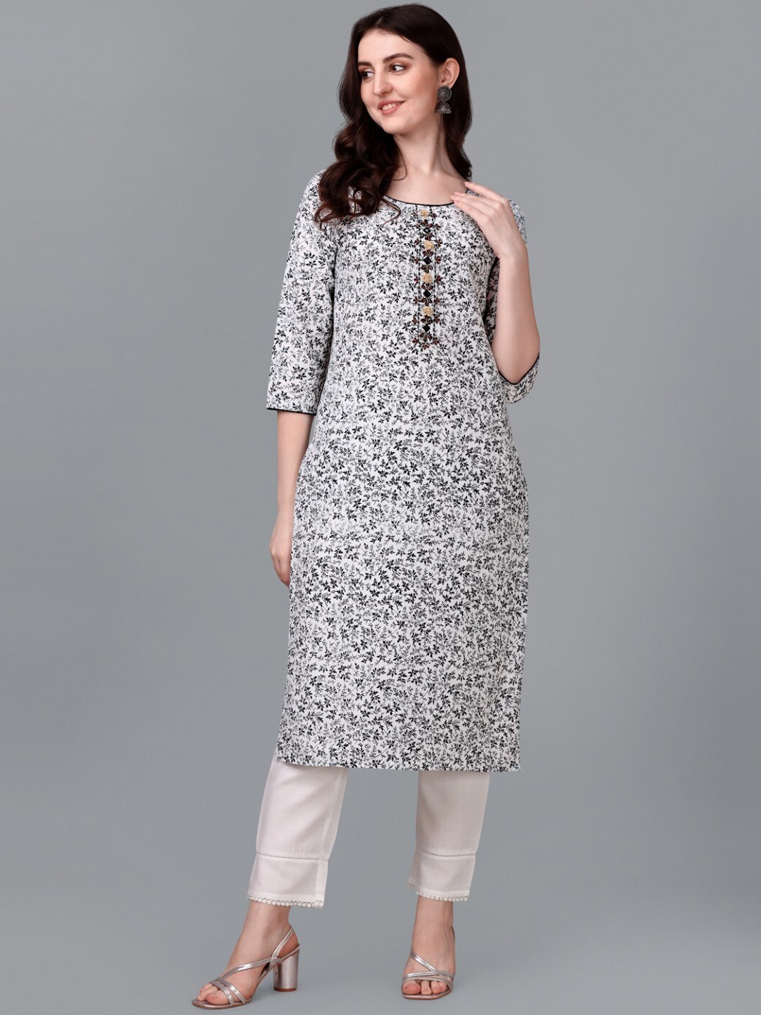 

FAVRIZ Ethnic Motifs Printed Thread Work Cotton Kurta, Black