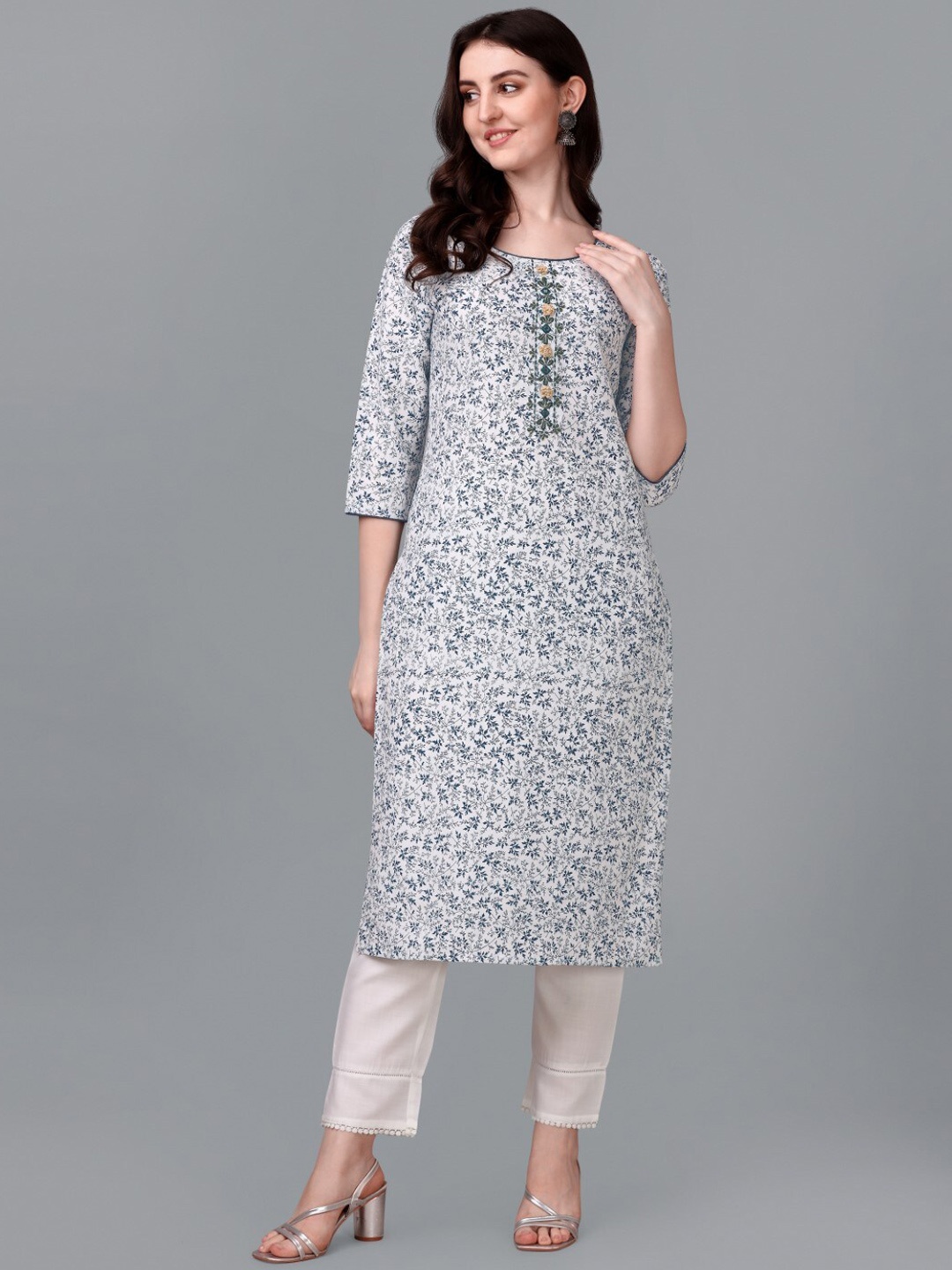 

FAVRIZ Floral Printed Mirror Work Straight Kurta, White