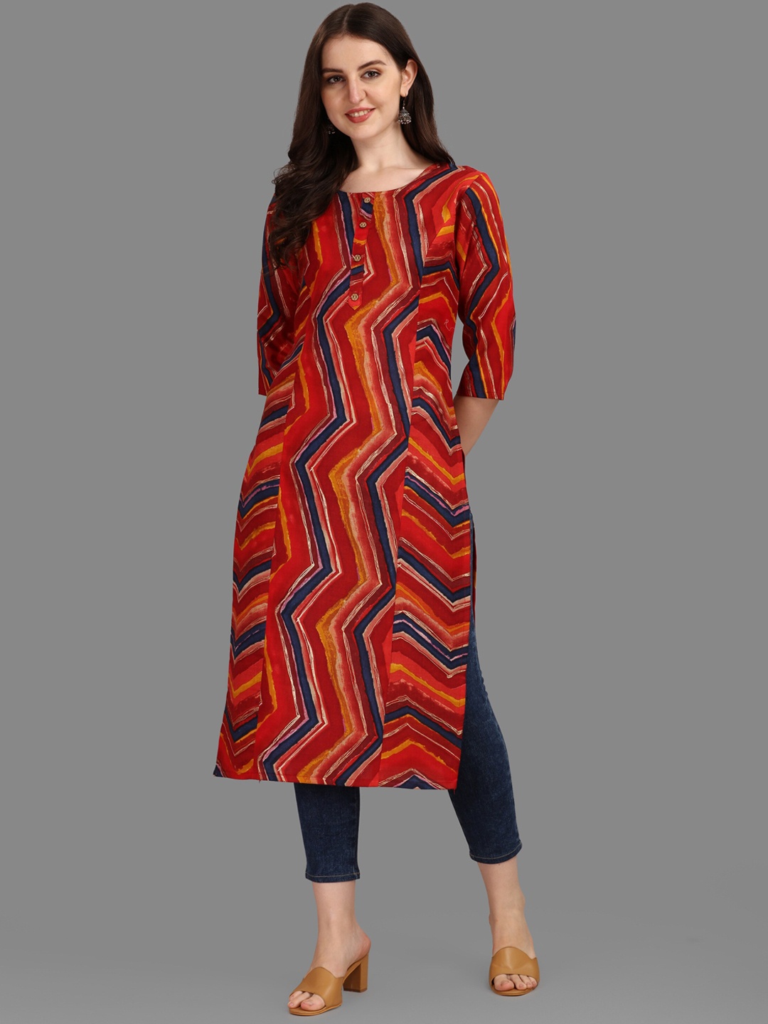 

FAVRIZ Chevron Printed Straight Pure Cotton Kurta, Red