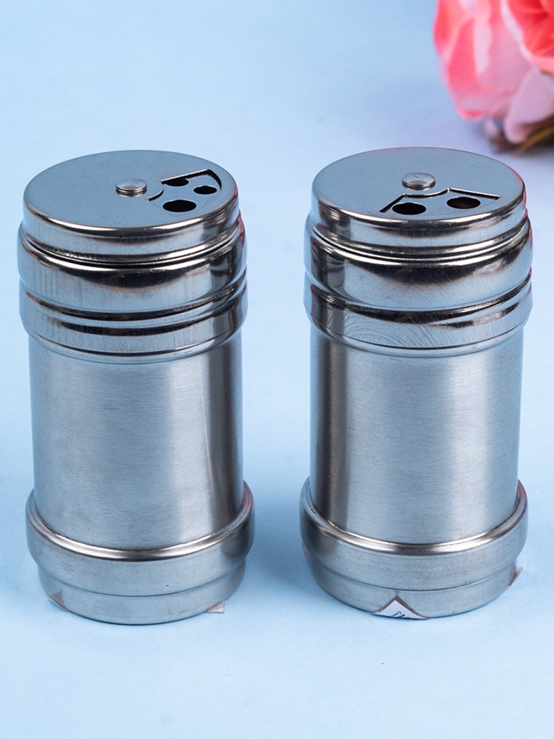 

MARKET99 2 Pieces Metal Salt & Pepper Shakers, Steel