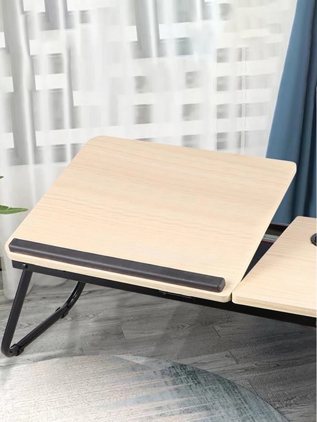 

MARKET99 White & Black Foldable Laptop Table