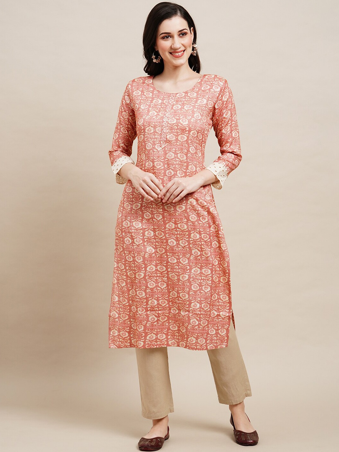 

Sangria Ethnic Motifs Printed Sequinned Straight Kurta, Peach