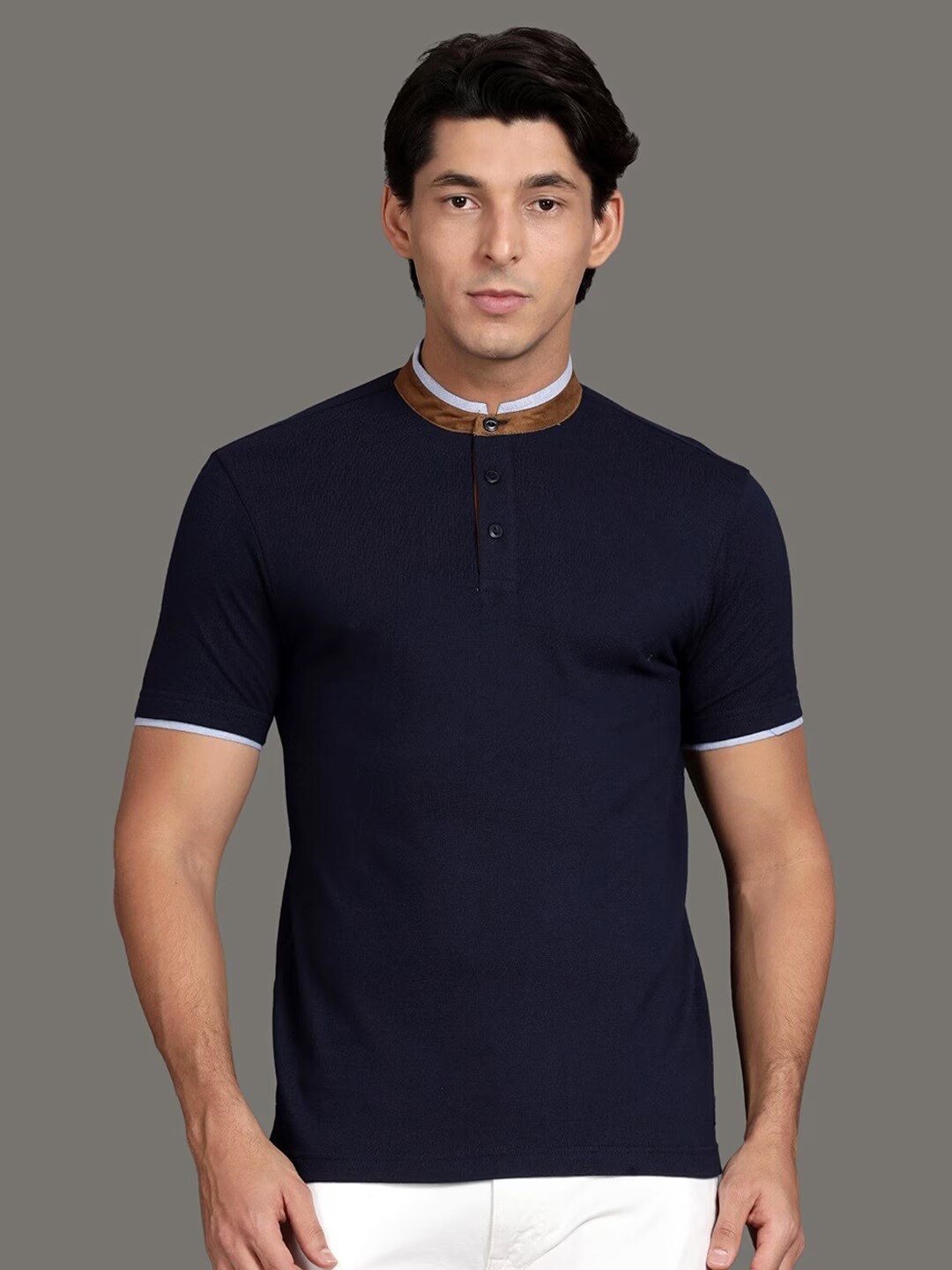 

Steenbok Mandarin Collar Short Sleeve Cotton T-shirt, Navy blue