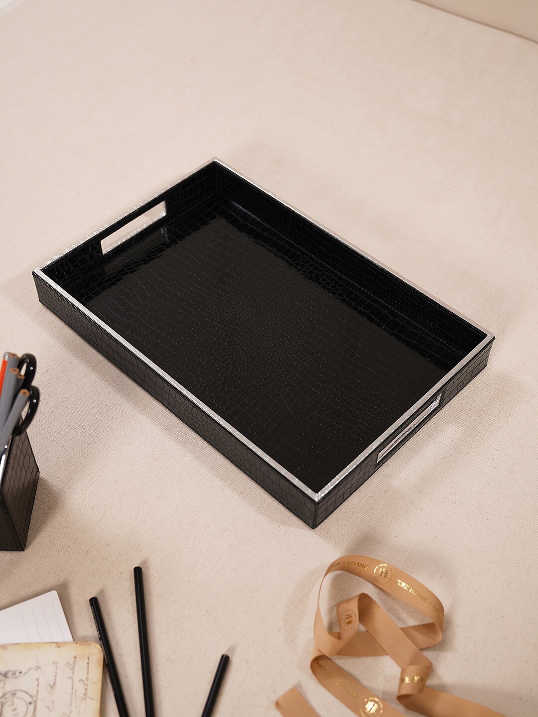 

Pure Home and Living Black Rectangle Faux Leather Serving Tray