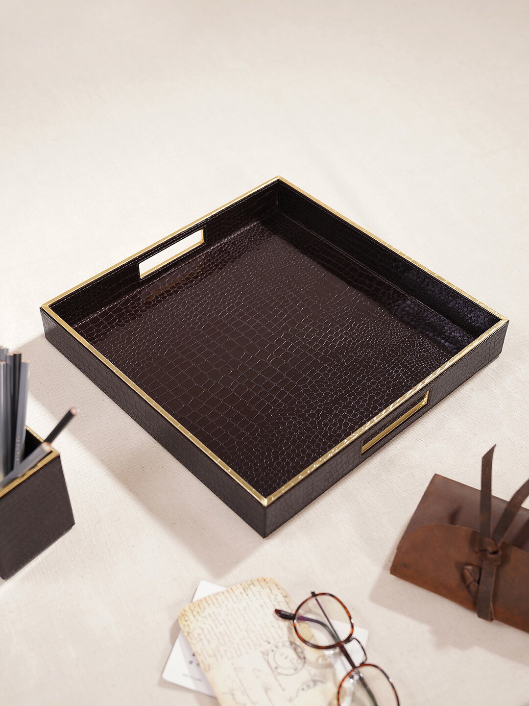 

Pure Home and Living Brown Leather Square Serving Tray