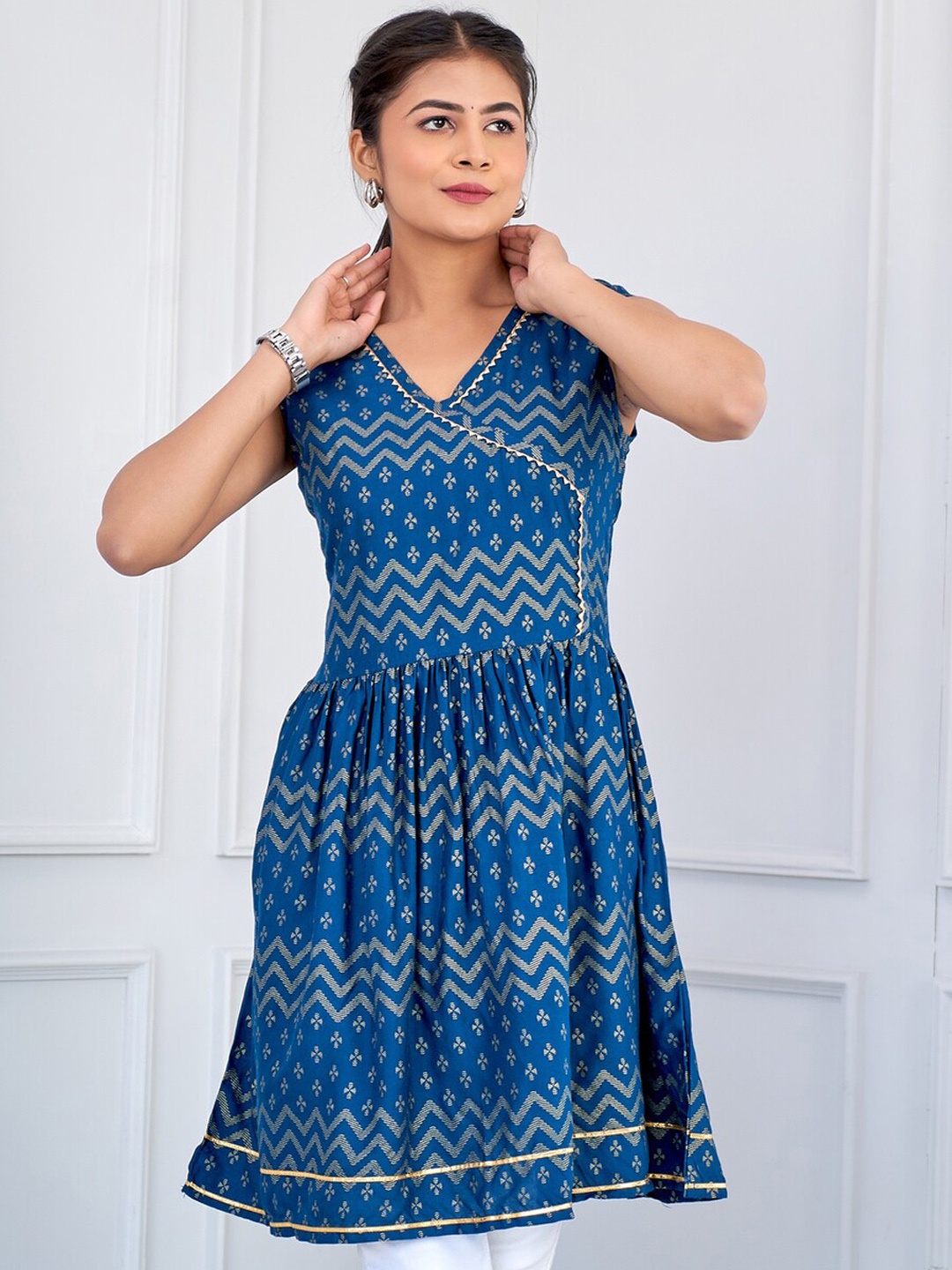 

SURHI Ethnic Motif Printed V Neck Gotta Patti Anarkali Kurti, Blue