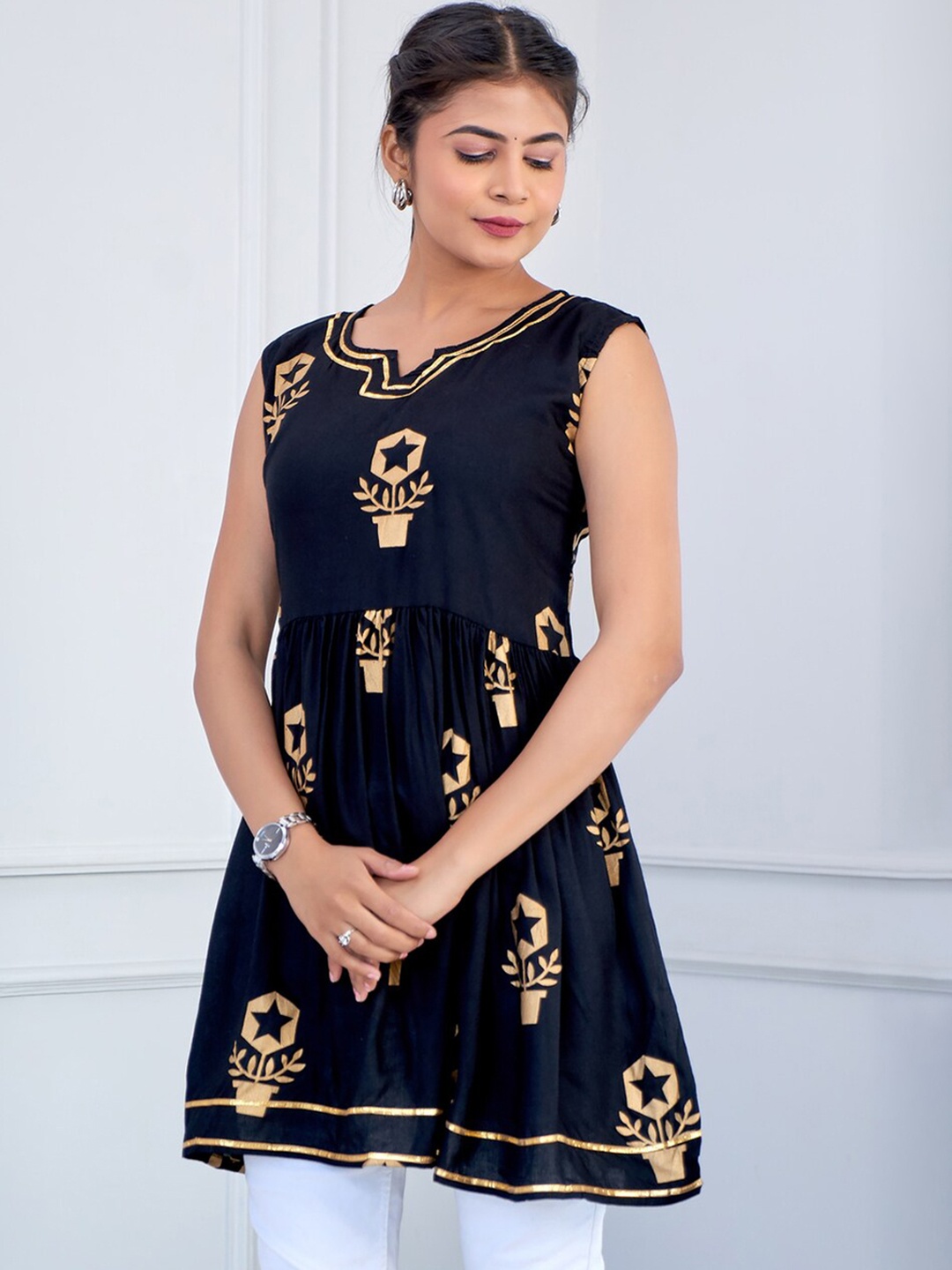 

SURHI Ethnic Motif Printed Notched Neck Gotta Patti Anarkali Kurti, Black