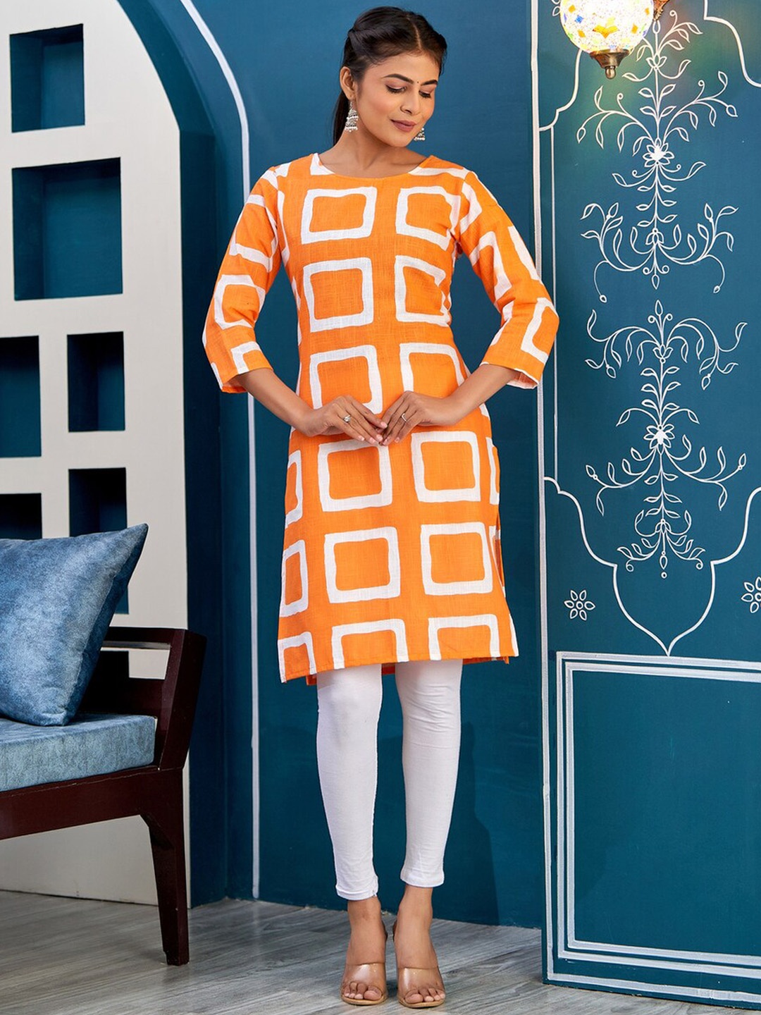 

SURHI Geometric Printed Boat Neck Pure Cotton Kurta, Orange