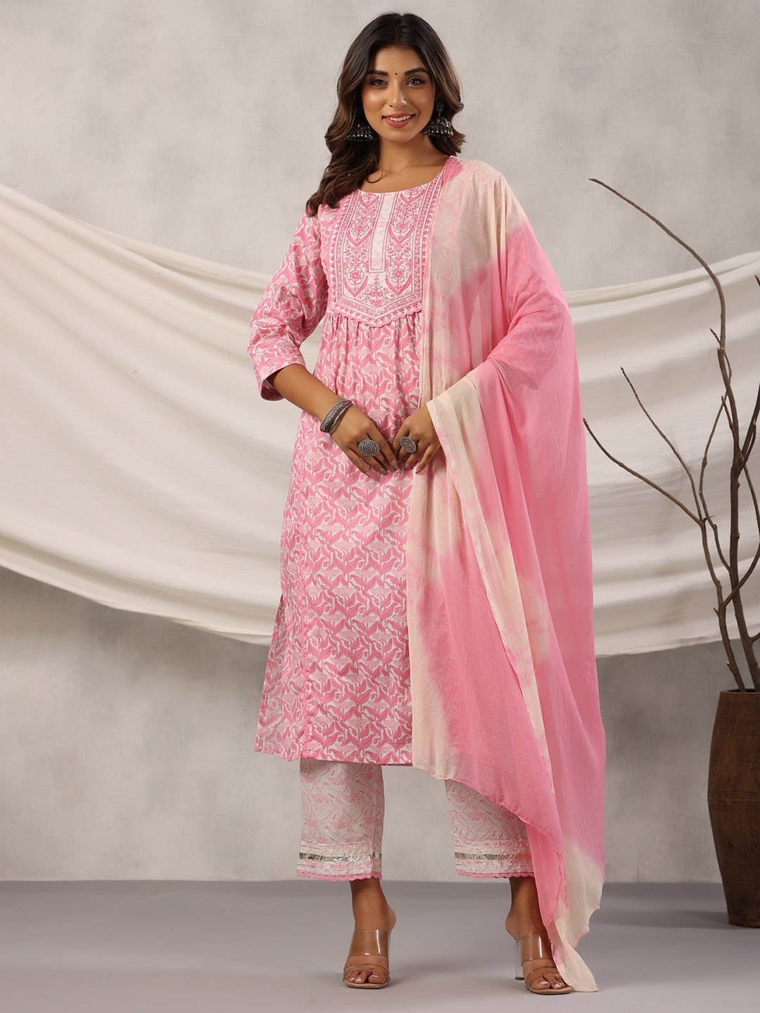 

EtnicaWear Floral Printed Thread Work Pure Cotton Kurta With Trousers & Dupatta, Pink