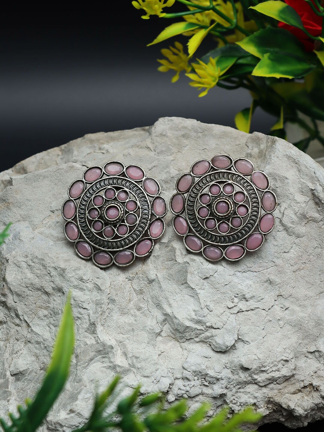 

Ozanoo Silver-Plated Floral Studs Earrings