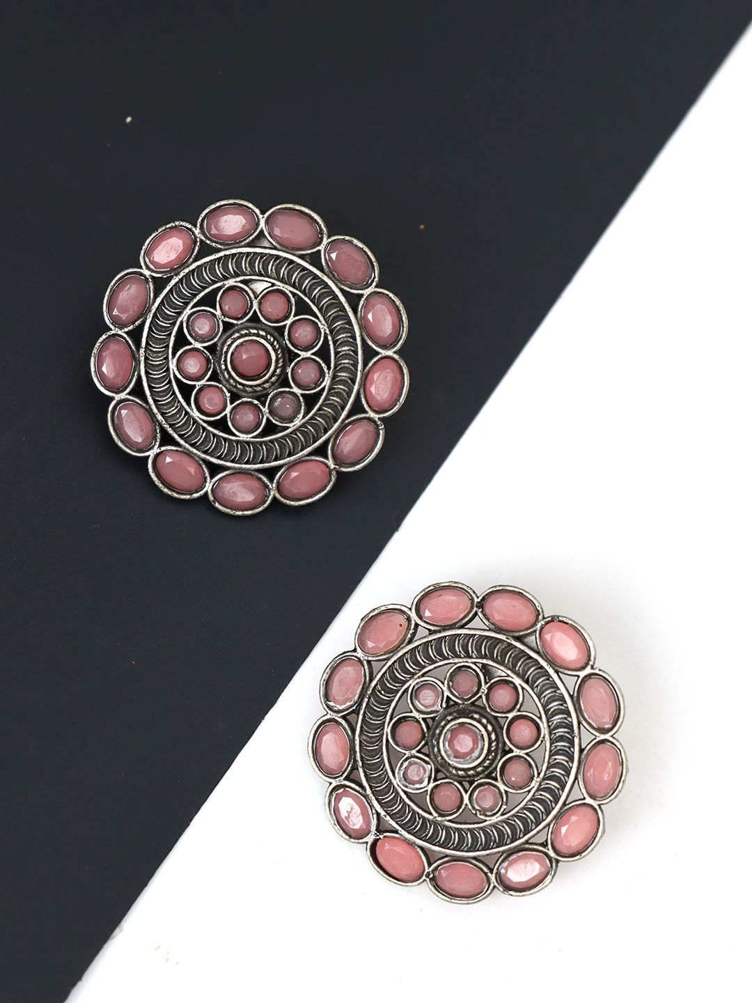 

Ozanoo Silver-Plated Floral Studs Earrings
