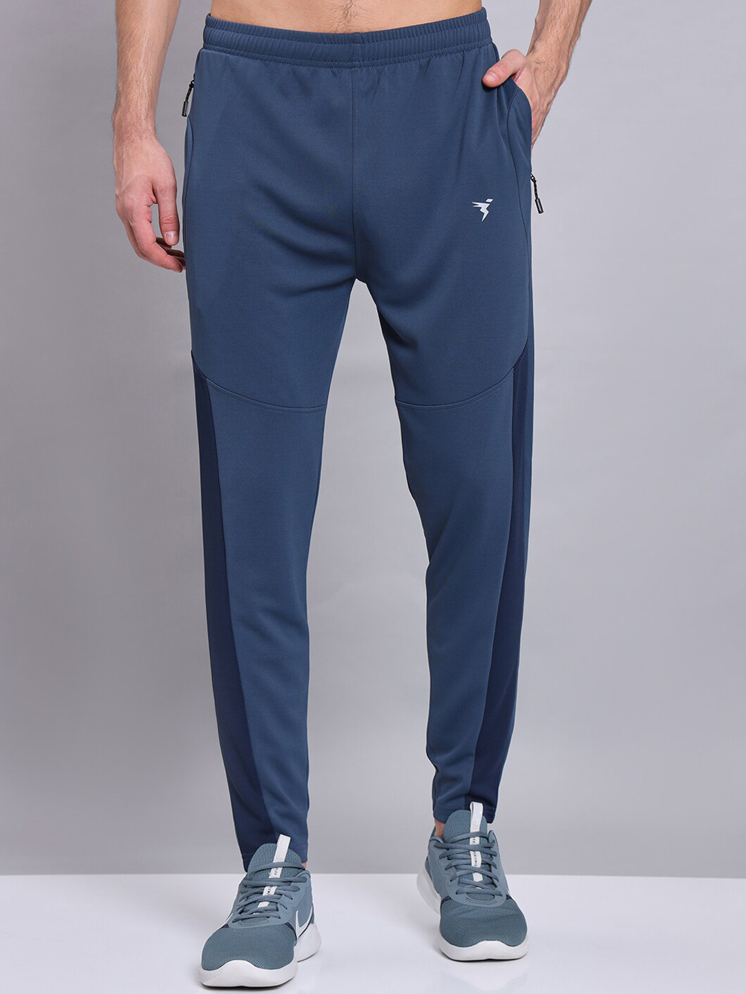 

Technosport Men Colorblocked Deatil Slim Fit Antimicrobial Track Pants, Navy blue