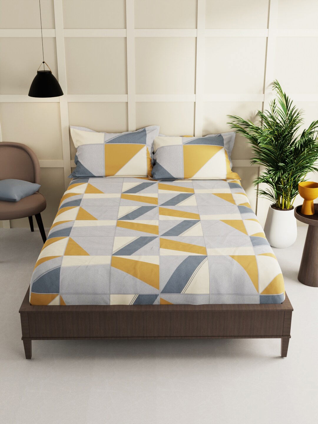 

BIANCA La-Vogue Yellow & Mustard Geometric Printed 152 TC Queen Bedsheet & 2 Pillow Covers